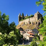 Artist Flat Flour Saint-Flour (Cantal)